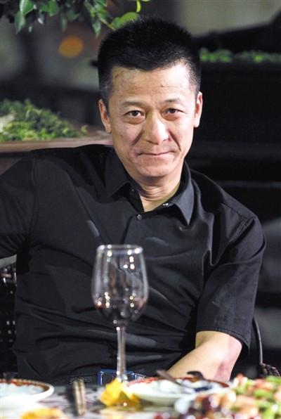 权健掌门人束昱辉财富之路靠秘方发家销售模式被指传销 - 医药英才网