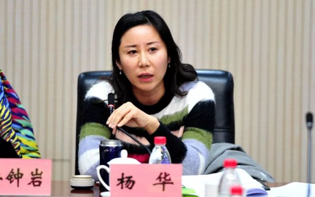 北京法院征求市人大代表丰台团意见建议座谈会