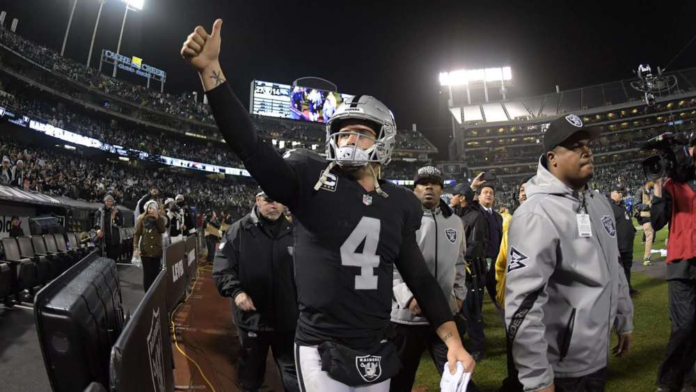 黑洞永存突袭者即将离开奥克兰平安夜用胜利致谢球迷