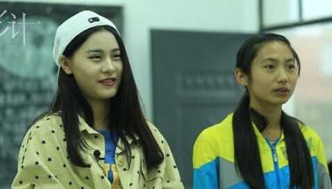 变形计:"夜店女王"走进农村学校,穿上校服,判若两人