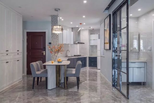 蓝色作为主色调的现代风格 舒适又清新 二十一经济报