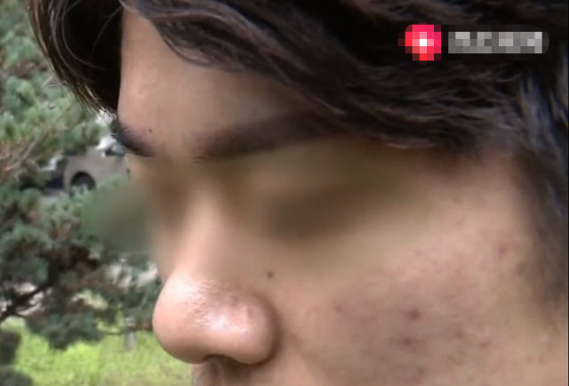 男大学生花1万做眉毛 不料纹了 女士眉 哭诉 女友很嫌弃