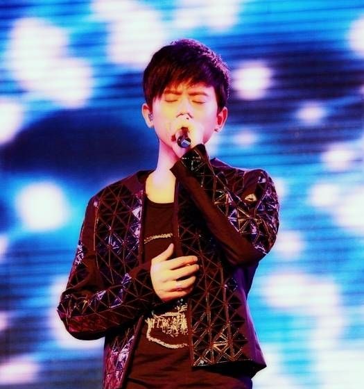 从不假唱的歌手!林俊杰是行走的CD,而他是行