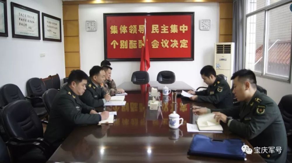 军分区司令员张道义到双清区人武部检查指导工作