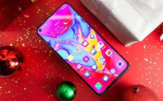 价格相差八百元,荣耀V20与荣耀Magic2,谁更值