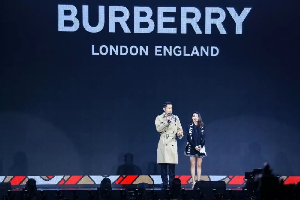 优衣库中国内地门店破660家;Burberry宣布全新