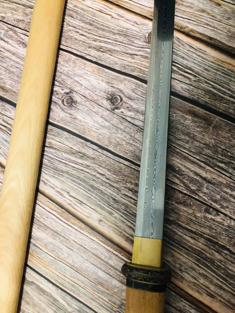 简单才是真绝色素雅简单的白木唐刀