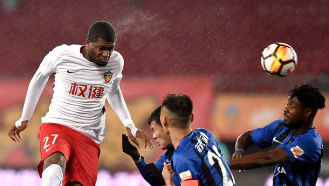 束昱辉曾坐直升机看权健训练 曝中甲赢球奖60