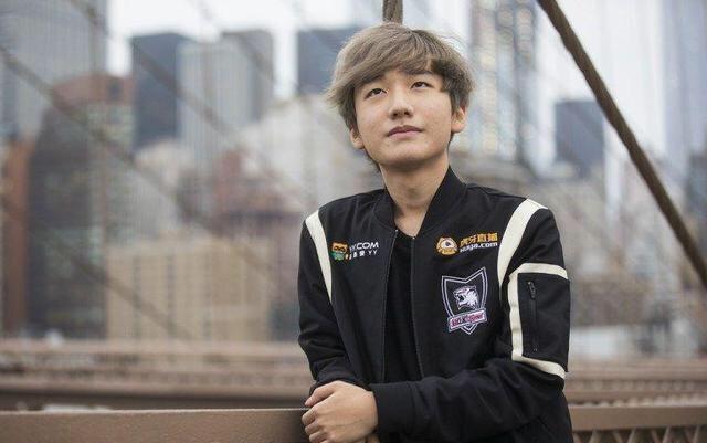 拒绝高薪养老!小花生坦言巅峰期会考虑北美 S