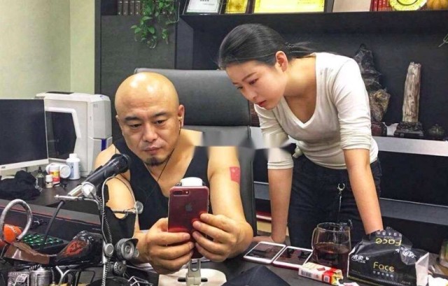 2020快手十大土豪排名_2020年最新快手网红排名快手十大网红排行榜