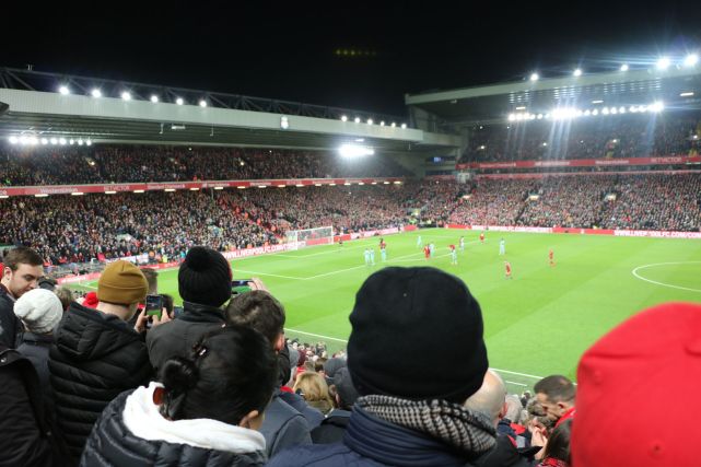 直击-红军恐怖三叉戟把克洛普感动到哭 沙奇里