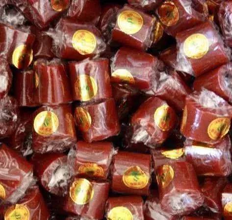 孩子嘴馋想吃零食,别一味的阻止,4种零食对身