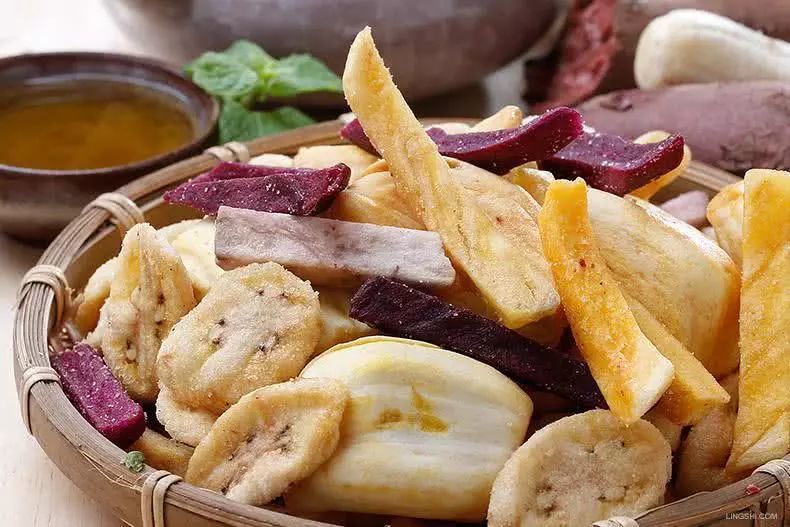 孩子嘴馋想吃零食,别一味的阻止,4种零食对身