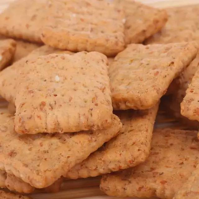 孩子嘴馋想吃零食,别一味的阻止,4种零食对身