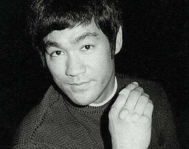 李小龙"手茧"旧照:看到第3张,终于懂了为什么说泰森会被打死