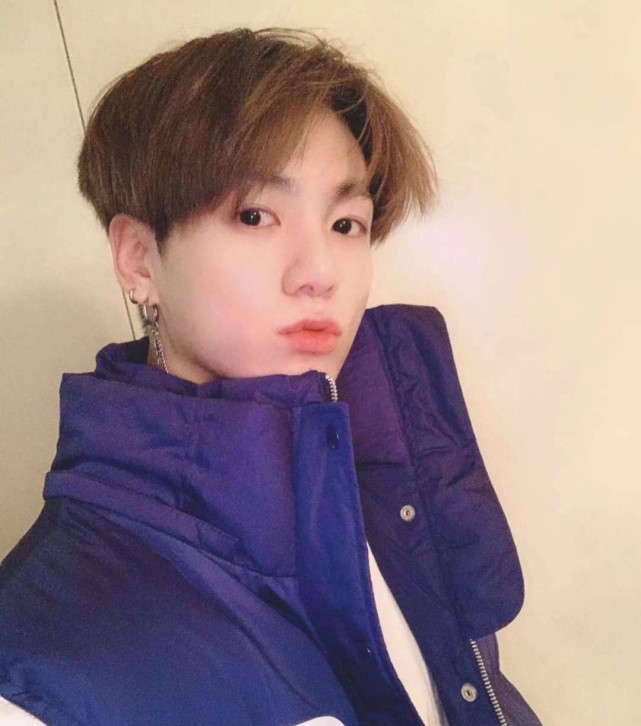 不知道阿米们还知不知道前一段时间的田柾国的照片合成事件,虽然说在