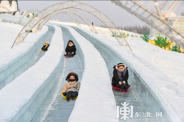 城会玩这些有趣的冰上游戏让你在冬天里欲罢不能