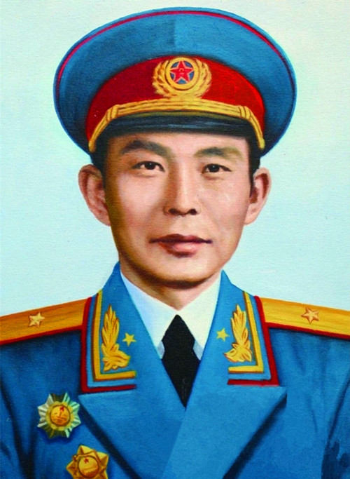 去年辞世的开国将军和目前健在的开国少将