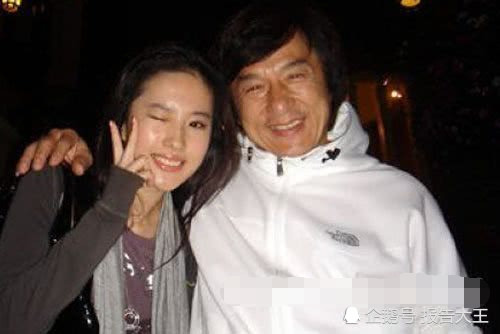 刘亦菲15岁时曾堕胎遭成龙潜规则?本尊曾上央