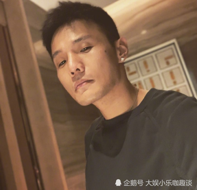 李荣浩给异地恋写的歌,粉丝觉得不好听,没想到