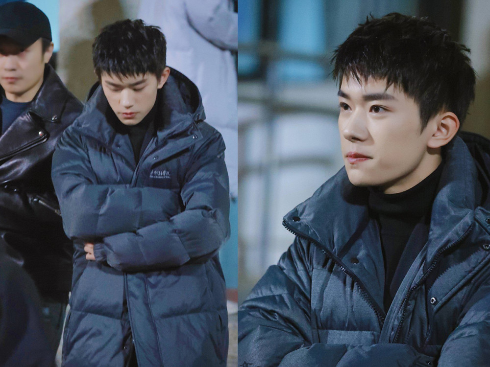 易烊千玺穿羽绒服,从来不合上拉链,冷中带帅