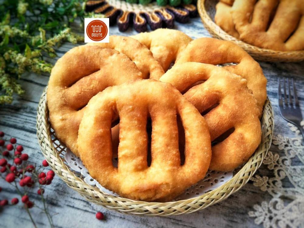 特色炸油饼,教您学会在家做,早餐一次能吃好几个,比麻花油条都好吃!