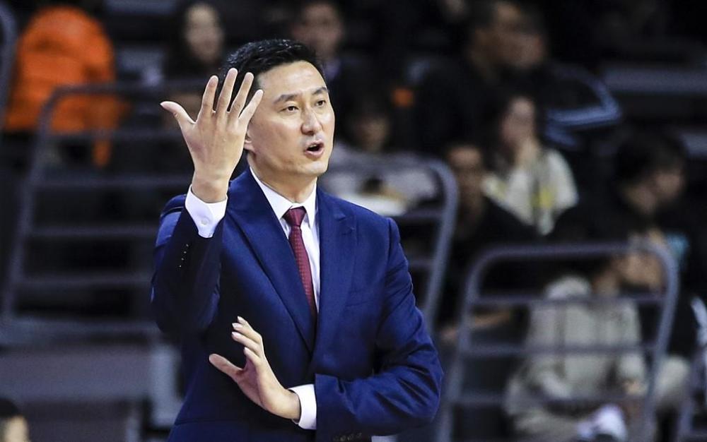 外线新星受伤杜锋终于变阵!18分生涯新高此人