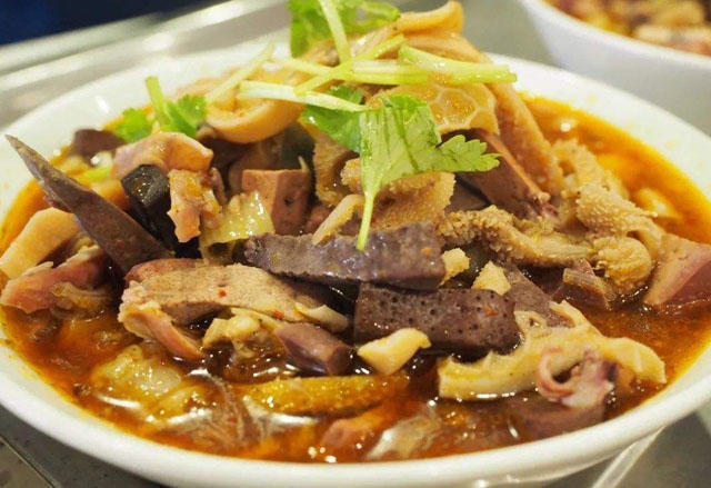 四道 口味浓重 的新疆美食 外地人根本下不去嘴 你吃过吗
