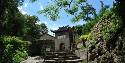 位置:贵州安顺市紫云县水塘镇格凸村 天龙屯堡