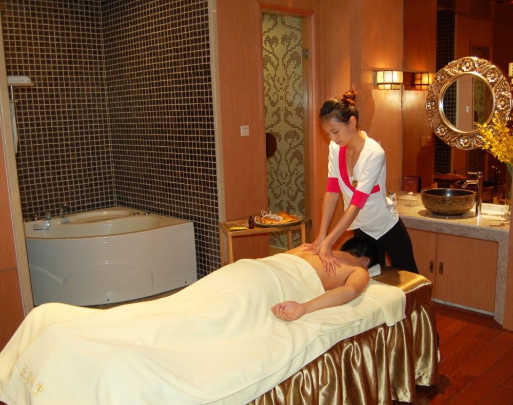 当小姐姐被问到大保健是什么?她这样回答,网