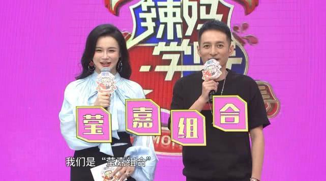 李维嘉晒和父亲合影 网友却关注他抱着的孩子