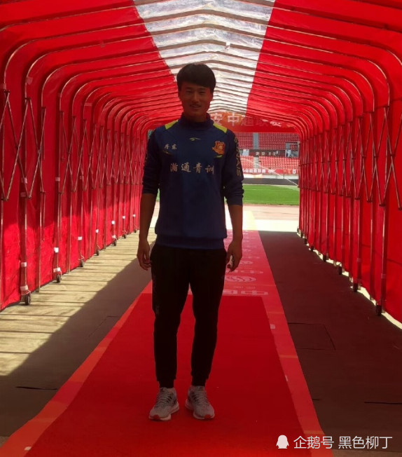 中国14岁天才足球小将横空出世 成国足集训队