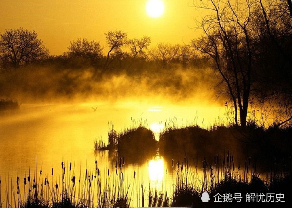 李白|李白、杜甫在岳阳楼各写下一首诗，都是经典中的经典，却高下立判