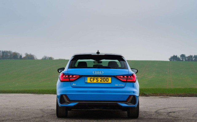 奥迪发布全新版a1,被称为"高配版大众polo"