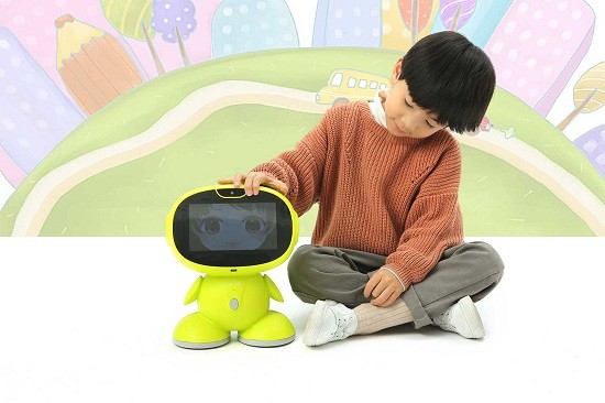 智能教育机器人未来可期 小帅科技提前布局