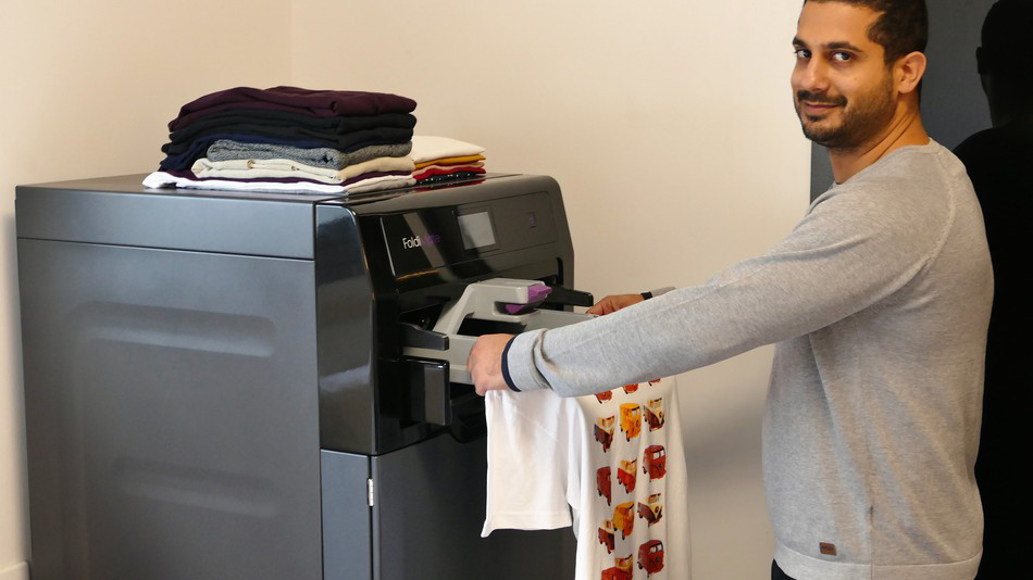 在研发阶段,foldimate公司多次在外媒承诺,叠衣机器人绝对能够量产,而