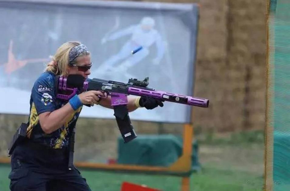 一秒五喷!绝地求生S12K霰弹枪原型,可支持30