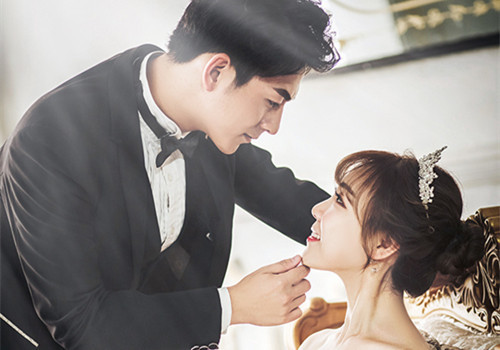 大龄剩女的独居生活,外表光鲜,家里乱成猪窝