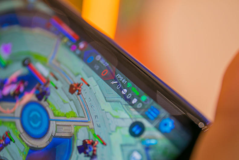 用流量颠覆千元机体验!小米Play评测