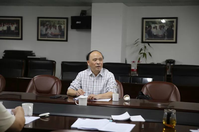 四川大学法学院院长左卫民与三亚法院干警座谈交流自贸区(港)司法保障