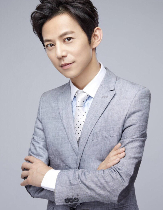 何炅爸爸拖欠员工工资?公司声明:歪曲事实,损