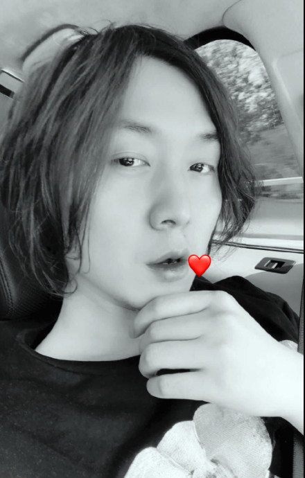 张大仙跳槽事件愈演愈烈,正式宣布停播令粉丝心寒!骚白:呵呵