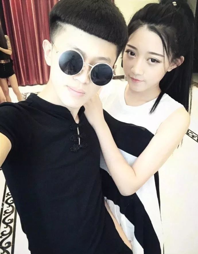 网红|16岁小混混自创社会摇疯狂吸金被封，如今狂刷百万礼物重出江湖…