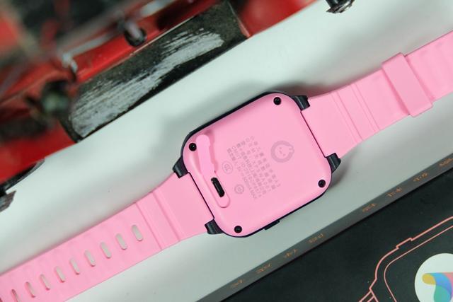 小寻儿童电话手表A3体验:内置小爱同学,超长续