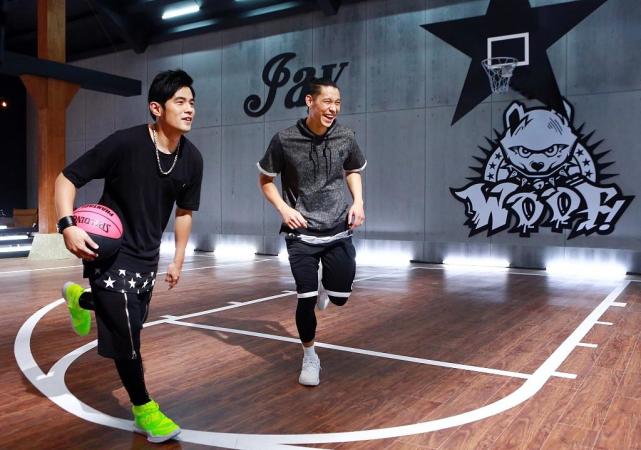 昆凌支持Curry但杰倫並不改變初心  他依舊為摯友林書豪投全明星票！-黑特籃球-NBA新聞影音圖片分享社區