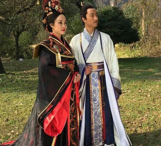 去横店偶遇大明星?导游:那你就不要来了,能看