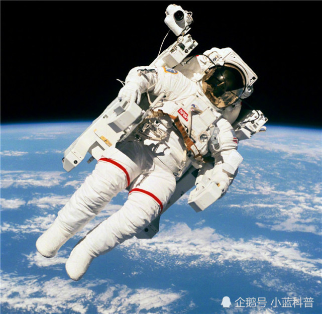 当年那个宇航员太空中误拨电话 询问 是地球吗 现在怎样了