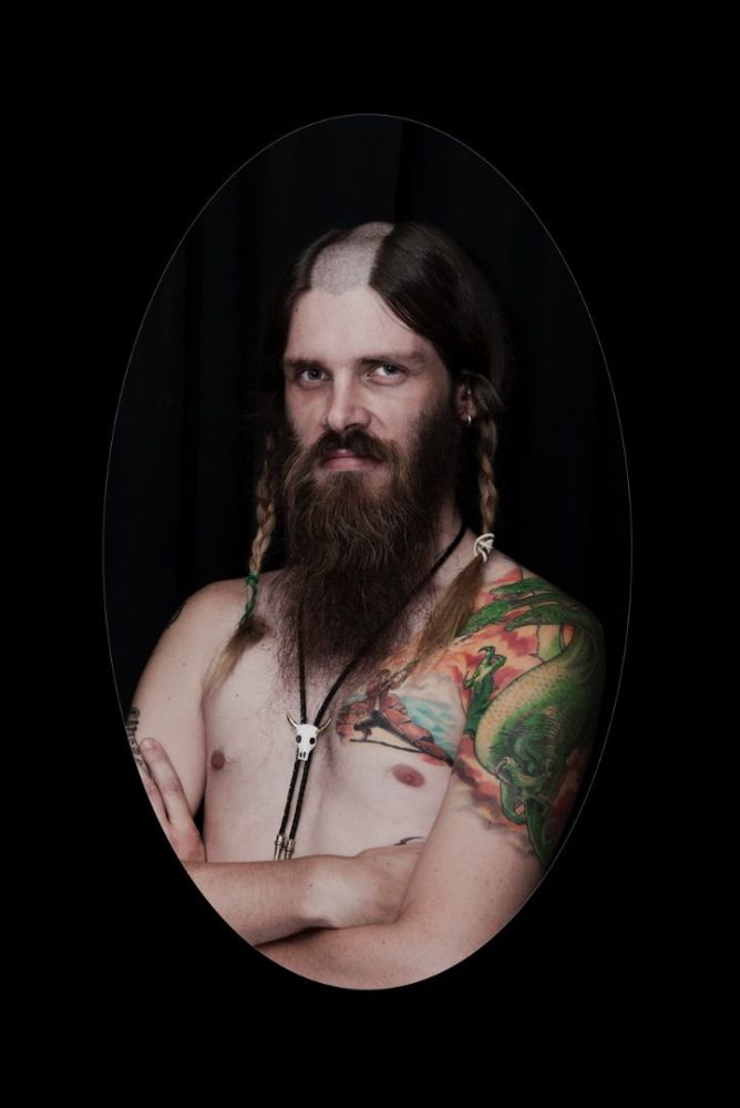 长发肌肉男的蜕变史,最后一张年轻10岁!