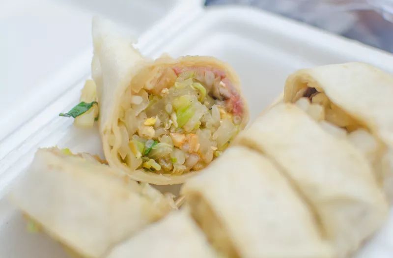 汕尾是 "中国海鲜美食之都" 汕尾的美食,多不胜数 汕尾小吃 【薄饼】