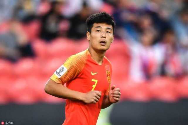 上港充电宝队医增援国足 全程陪同武磊治疗肩